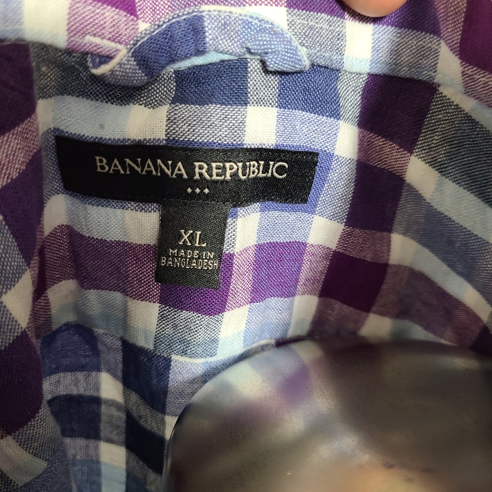 Banana Republic linen blend button down - Picture 3 of 6